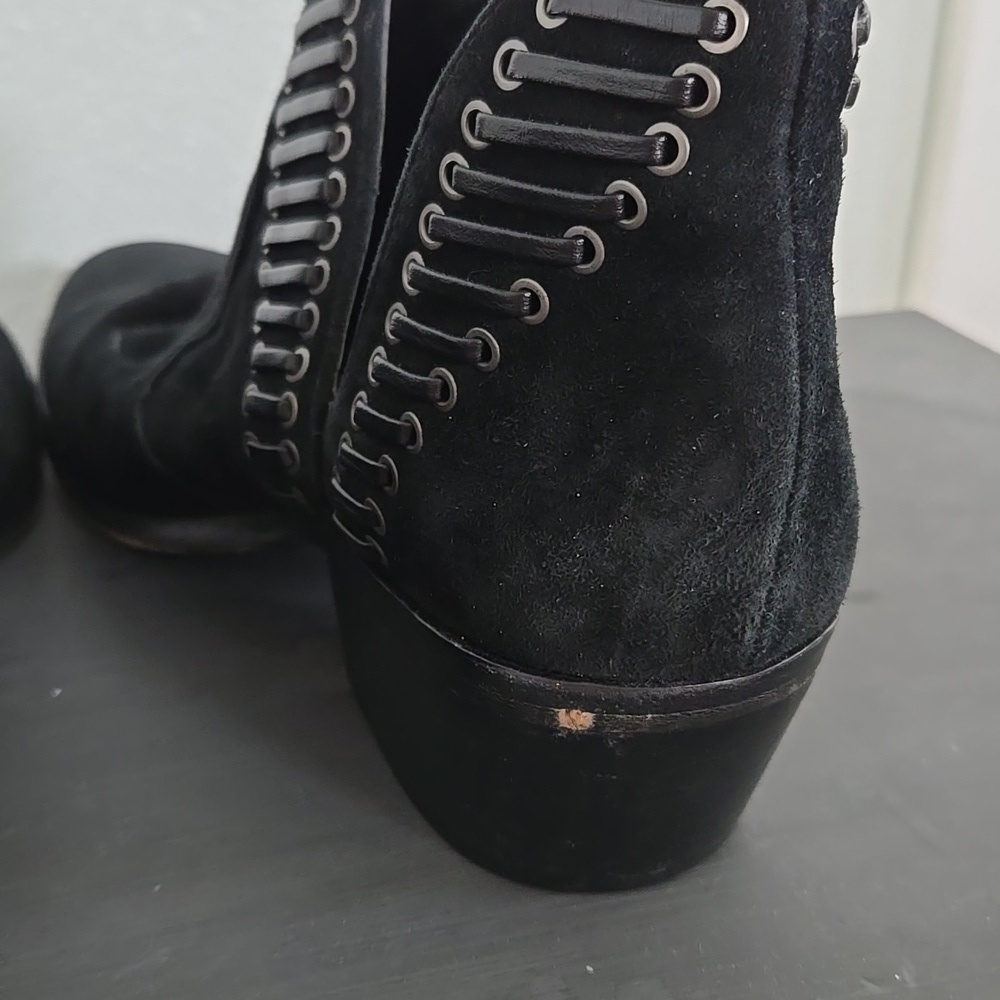 Vince Camuto Black Ankle Boots Size 8.5 - Picture 4 of 9